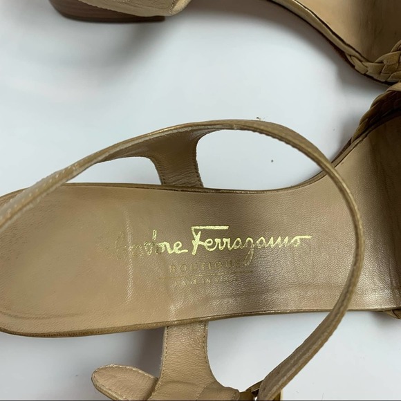 Vintage Salvatore Ferragamo tan metallic leather woven block heel sandals 9 - Picture 8 of 11